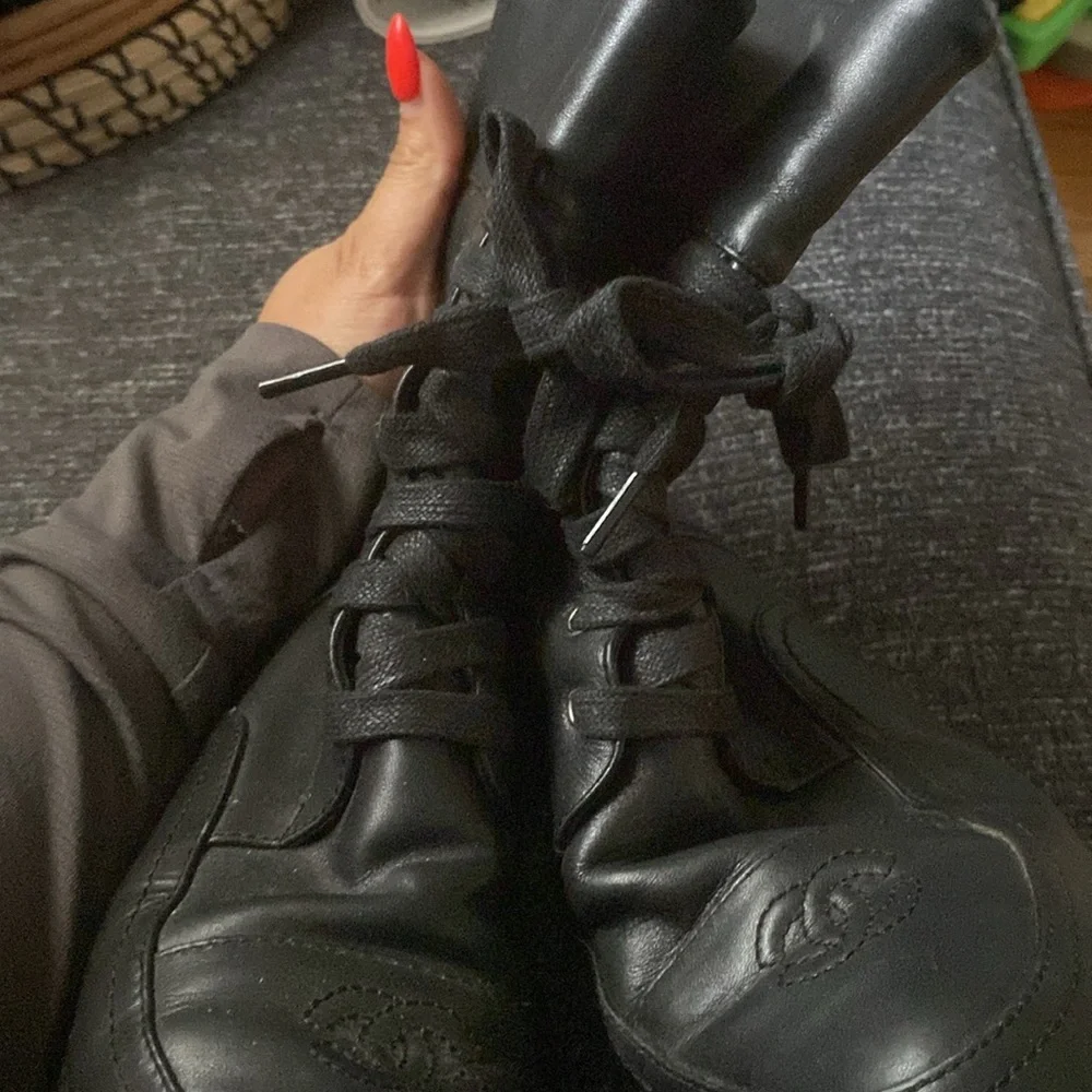 Chanel Size 40 Black Boots - Picture 7 of 8